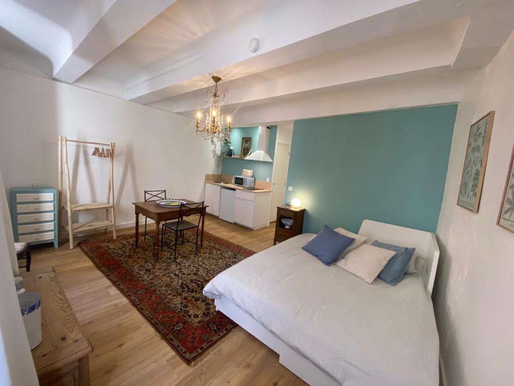 3 Studios Hyeres - Centre Ville Rue Pietonne - Manon Zewnętrze zdjęcie