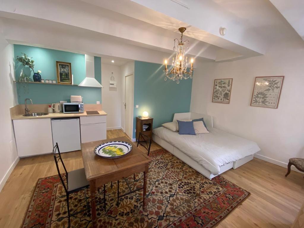 3 Studios Hyeres - Centre Ville Rue Pietonne - Manon Zewnętrze zdjęcie